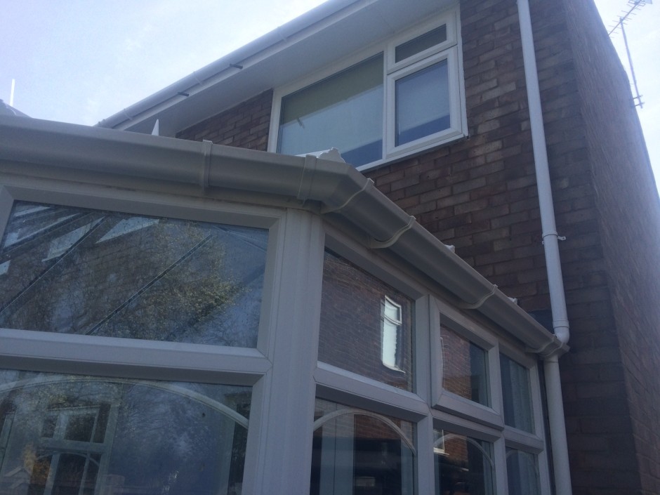 Sensationally Clean Conservatory, Gutters & Windows